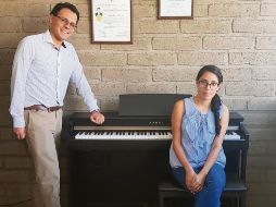 Al frente. Verónica Serrano y Ernesto Tonatiuh encabezan esta propuesta educativa.