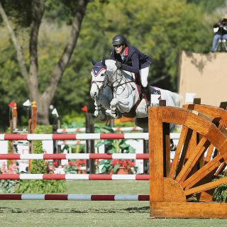 Carlos Hank Jr. gana el Clásico