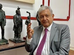 López Obrador bromea sobre su toma de posesión, la que según sus adversarios, acusan que será “el primer informe de Gobierno”. TWITTER / @lopezobrador_