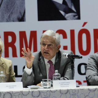 Daremos cachetada con guante blanco a política neoliberal: AMLO