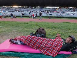 De acuerdo con la presidenta de la Comisión de Derechos Humanos de la CDMX, hay capacidad para atender a cinco mil personas diariamente, durante el tiempo que sea necesario. EFE / M. Guzmán
