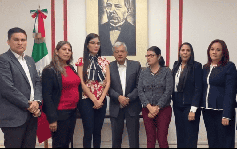 En un video publicado en redes sociales, López Obrador asegura que llegando a la Presidencia visitará la zona afectada de Nayarit. FACEBOOK / Andres Manuel Lopez Obrador