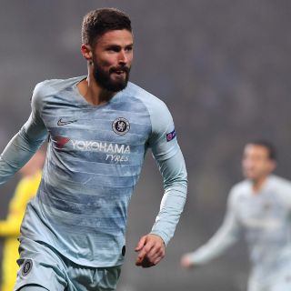 Arsenal y Chelsea avanzan en la Europa League