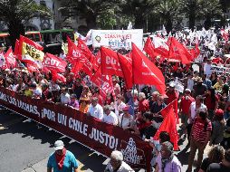 Ante “un Gobierno sordo”, los trabajadores exigieron cambios en las políticas públicas de Piñera y denunciaron prácticas antisindicales en varias oficinas públicas. EFE/A. Valdés