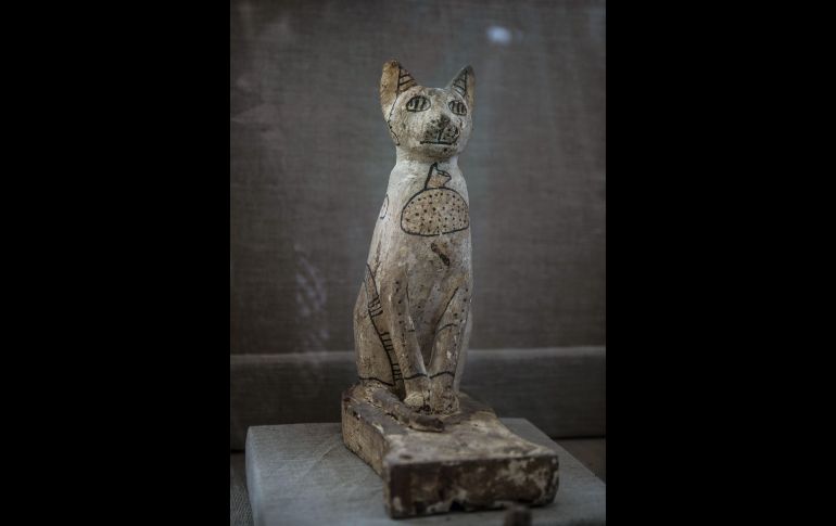 De las estatuas halladas, la mayoría son de gatos, lo que refleja la reverencia que los antiguos egipcios tenían hacia los felinos. AFP/K. Desouki