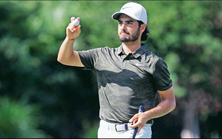 El golfista mexicano está a tres golpes del top cinco en el torneo de Honolulu EFE