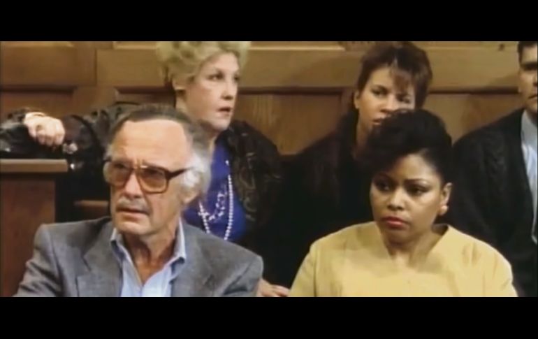 “El juicio del Increíble Hulk” (1989). Mientras forma parte del jurado, Stan se sorprende al ver cómo “Hulk” enfurece y se pone verde del coraje en pleno juicio.