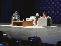 El escritor durante su visita a la Conque, celebrada en mayo de 2017, en Querétaro; fue la última vez que visitó el país. ESPECIAL