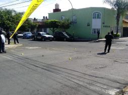 Una balacera más fue reportada en la colonia Rinconada Guadalupe, dentro de una plaza comercial ubicada en el cruce de Guadalupe y Daniel Comboni. ESPECIAL/