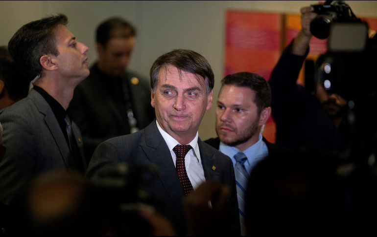 Bolsonaro asumirá su mandato el 1 de enero próximo, cuando sustituirá al actual mandatario, Michel Temer.  EFE/J. Alves