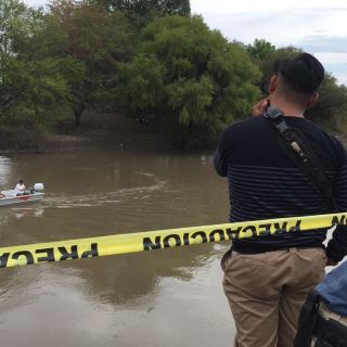 Rescatan cuerpo de hombre que cayó al Río Lerma, en Ocotlán