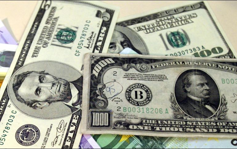 El Banco BASE espera que el tipo de cambio de este día oscile entre 20.20 y 20.50 pesos por dólar en cotizaciones interbancarias a la venta. EL INFORMADOR / ARCHIVO