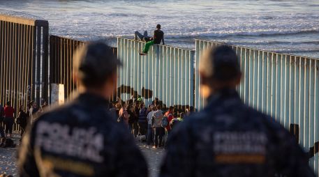 Navarrete Prida recuerda a los migrantes que el gobierno estadounidense tiene un discurso 