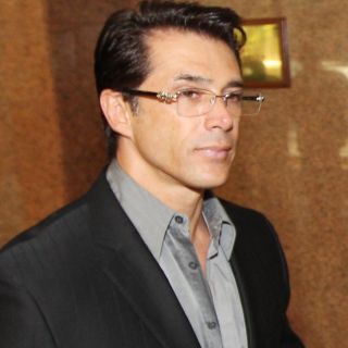 Sergio Mayer confunde el Palacio Nacional con el de Bellas Artes