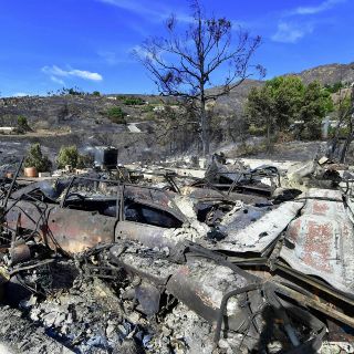 Hay 631 desaparecidos en California tras incendios forestales