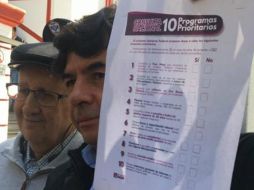 Se tratan de 10 preguntas en una misma boleta, comparada con una sola pregunta en la consulta del aeropuerto de la ciudad de México. ESPECIAL