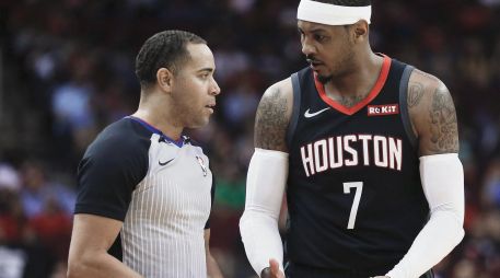 El pasado jueves los Rockets de Houston confirmaron la salida de Carmelo Anthony. AFP