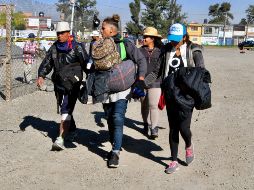 Migrantes hondureños, guatemaltecos y nicaragüenses, arribaron al DIF de Vasco de Quiroga. NTX/J. Lira