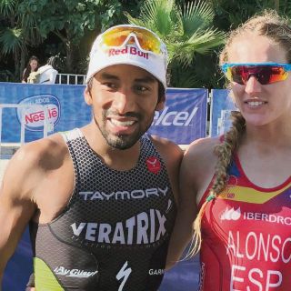 Crisanto Grajales y Camila Alonso se llevan los honores en el Triatlón Xel-Há