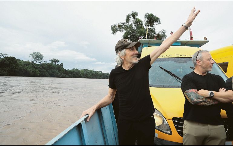 Roger Waters viajó a la Amazonía ecuatoriana en busca de contaminación, aunque no encontró nada. EFE