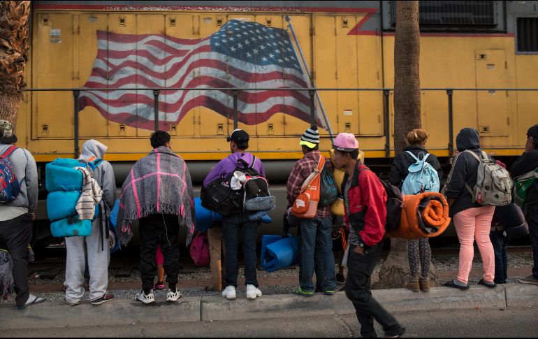 Hasta el momento unos 2 mil 783 integrantes de la caravana esperan en Tijuana a obtener asilo en Estados Unidos. AP / R. Abd