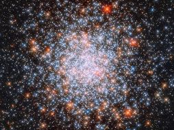 El NGC 1866 es formado por cientos de miles de estrellas unidas por la gravedad. ESPECIAL / nasa.gov