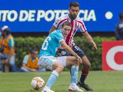 Un sector de la prensa se opune al fichaje de Ruiz (I), de 18 años, por parte de Chivas. MEXSPORT/ARCHIVO