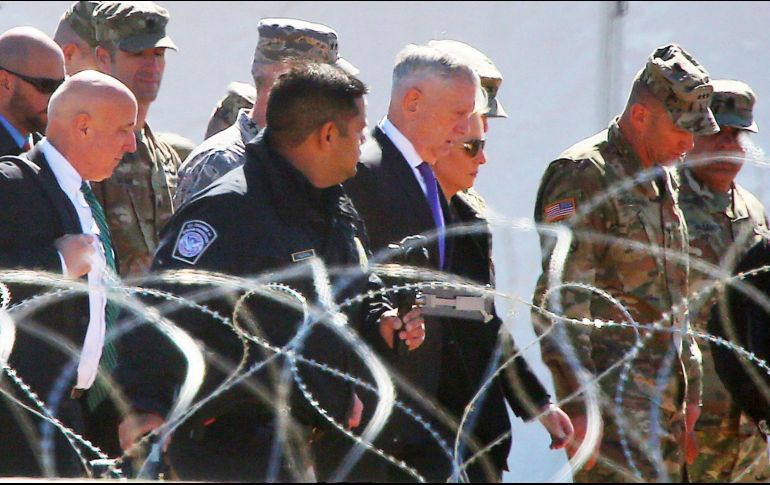 Mattis, secretario de Defensa, sostuvo que ningún soldado estará armado con armas de fuego. AP / ARCHIVO