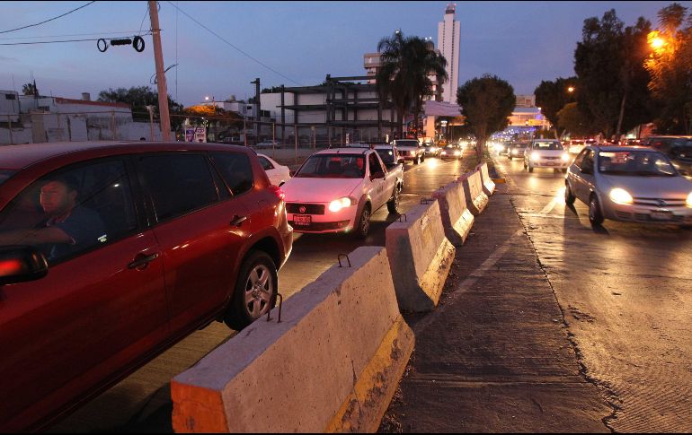 Las restricciones viales implican, en un principio, el cierre a la circulación del carril derecho de López Mateos en sentido Sur-Norte. EL INFORMADOR/Archivo