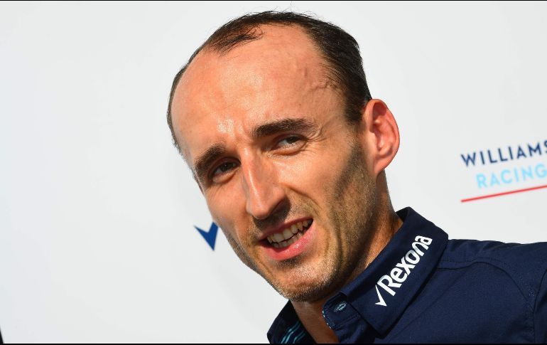Kubica correrá la próxima temporada teniendo como compañero al británico George Russell, de 20 años, actual líder del campeonato de Fórmula 2. AFP / G. Cacace