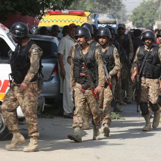 Atentado en mercado de Pakistán deja al menos 35 muertos