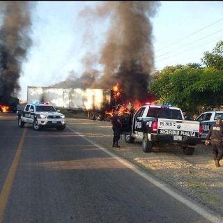 La PGR atrae investigación por enfrentamiento en Tomatlán