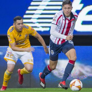 Godínez, de Chivas, intenta la "Cuauhteminha"