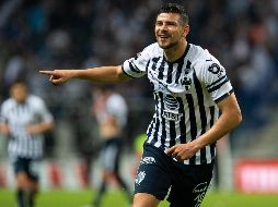 Luis Madrigal celebra tras anotar el tercer gol d Monterrey. MEXSPORT/J. Martínez