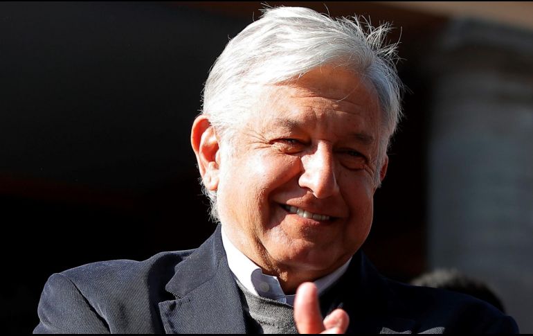 López Obrador estuvo acompañado por el secretario de Defensa y varios integrantes que integrarán su gabinete. EFE / ARCHIVO