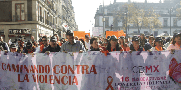 Marchan contra la violencia hacia las mujeres y niñas en CDMX | El ...
