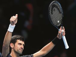 Después de una gran temporada, el serbio Novak Djokovic termina el año como el mejor tenista del mundo. AP