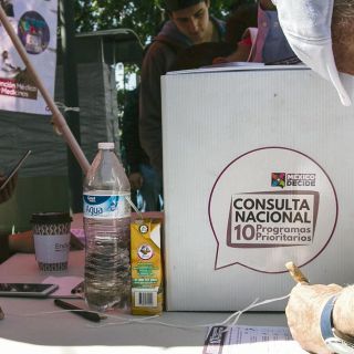 Plan de salud, el más avalado en consulta de AMLO