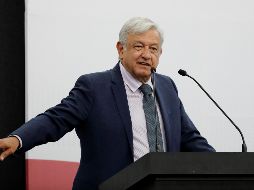 López Obrador dijo que encabezará un evento en el Zócalo este sábado, donde dirigirá un mensaje a todos los mexicanos. EFE/J. Méndez