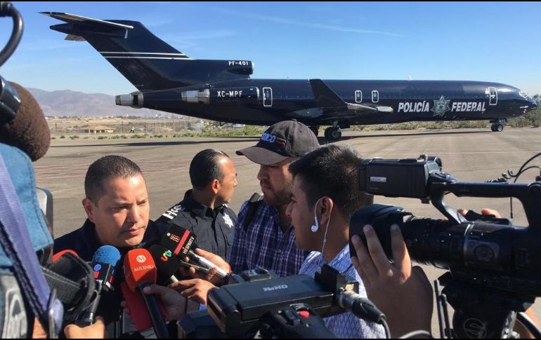 El aeroplano voló desde la Base 12 Militar en la ciudad fronteriza, para trasladarse a la capital del país. EFE/J. Terriquez