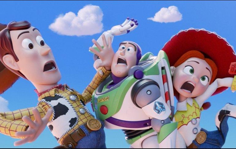 Disney y Pixar han revelado durante las últimas semanas dos teaser y varios carteles que dan pistas de lo que contará la cinta animada. TWITTER / @toystory