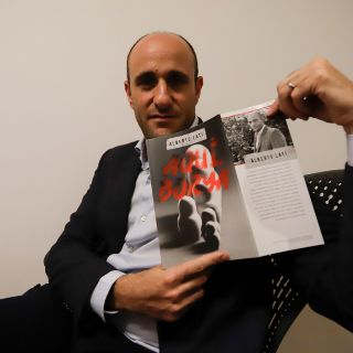 La ficción, no ficción, de Alberto Lati