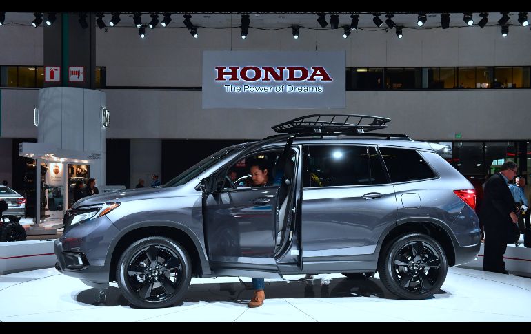 Una camioneta Passport AWD Elite 2019, de Honda, se muestra en Salón del Automóvil de Los Ángeles, en Estados Unidos.
