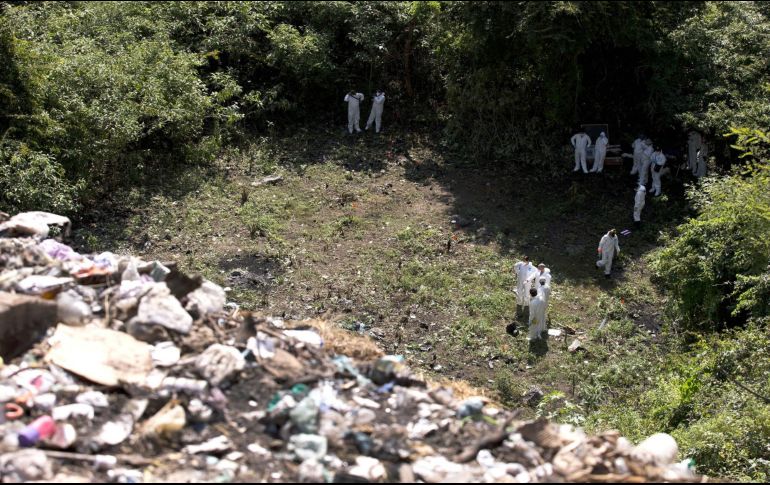 En su dictamen, el equipo argentino estableció la presencia de restos humanos en el basurero de Cocula; sin embargo, indicó que no se pudo establecer con certeza que alguno de los restos encontrados correspondiera a los estudiantes normalistas. EL INFORMADOR / ARCHIVO
