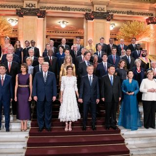 Líderes del G-20 acuden al teatro en Argentina