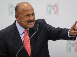 Juárez avaló también la estrategia de López Obrador de no regresar al Ejército a los cuarteles y criticó la cancelación del NAICM. SUN / ARCHIVO