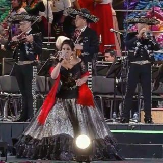 Música cierra acto de López Obrador en Zócalo