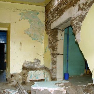 En peligro de caer, 300 casas viejas en Guadalajara