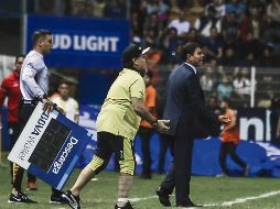 Los reclamos del jueves por la noche en el Dorados-Atlético San Luis le valieron a Maradona la expulsión y perderse el juego de hoy. MEXSPORT