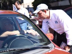 Cortés y más panistas entregaron volantes en la Ciudad de México. TWITTER / @AccionNacional